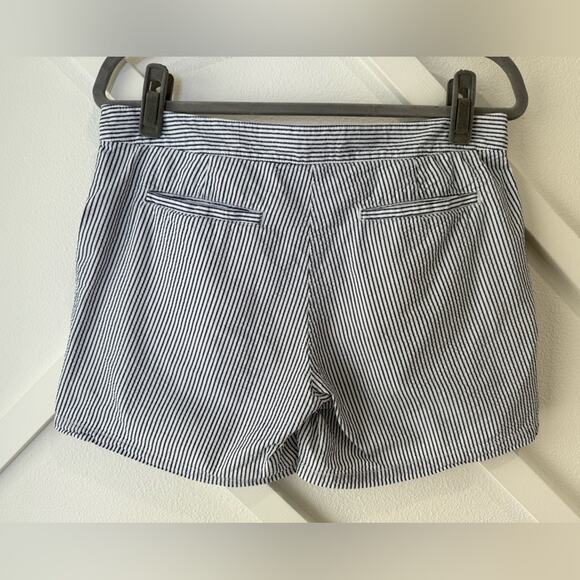 Toad & Co Organic Cotton Blue & White Striped Seersucker 5” Inseam Shorts Size 6 - Picture 5 of 9